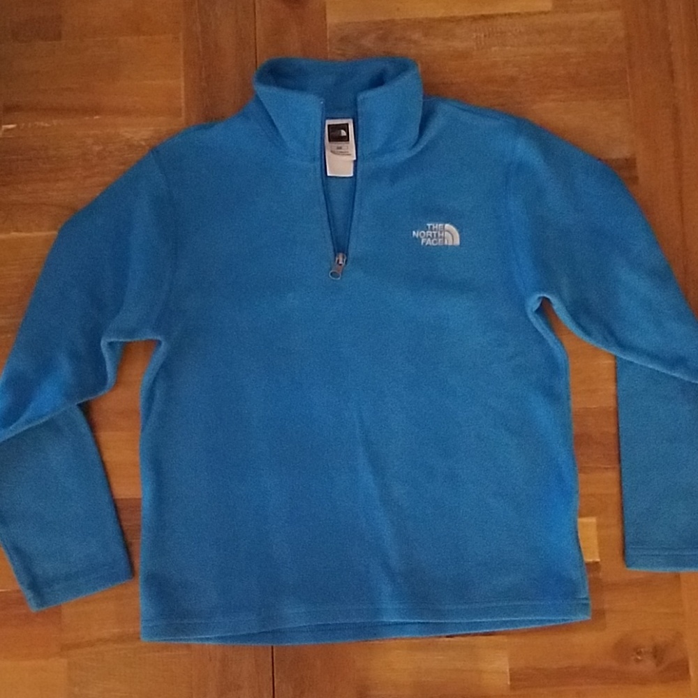 Blue North Face quarterzip fleece